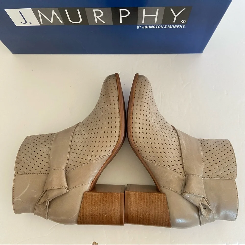 Johnston & Murphy Side Zip Stacked Heel Ankle Boots
